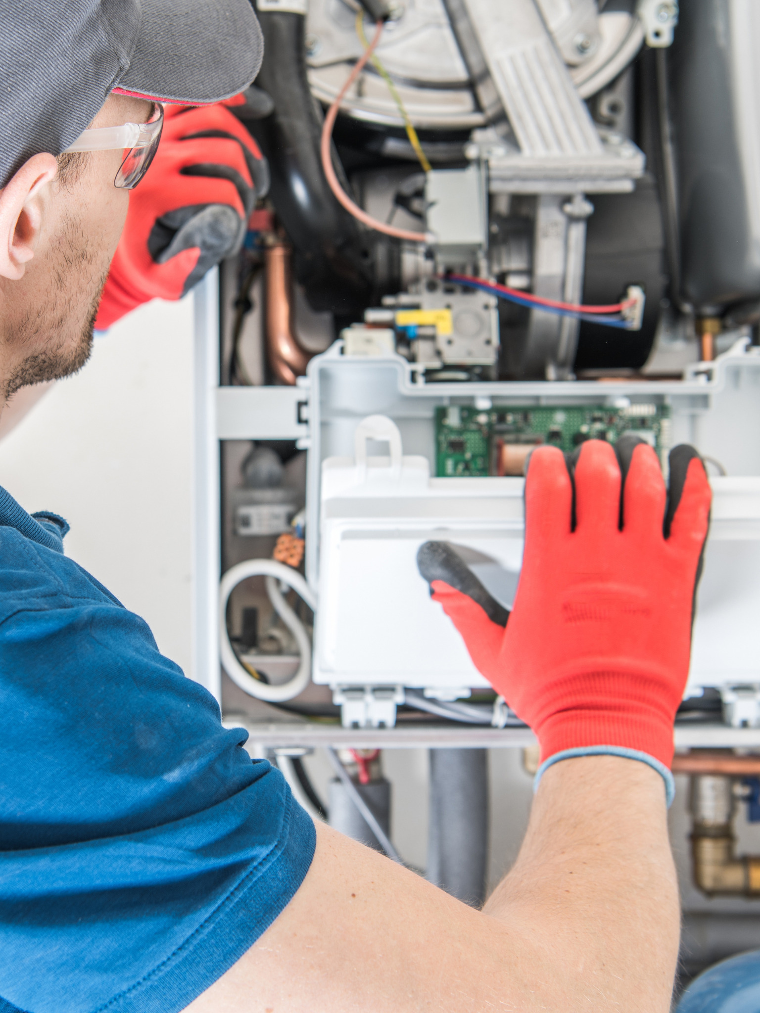 gas safe engineer near me Altrincham, WA14-WA15